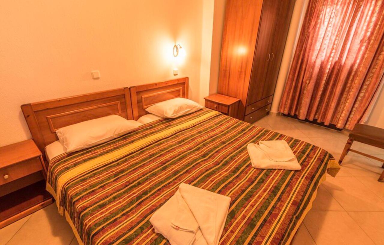 Delfini Hotel Skala Potamia  Exterior photo